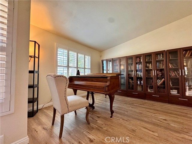 2442 Antelope, Corona, CA 92882