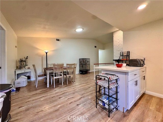 2442 Antelope, Corona, CA 92882