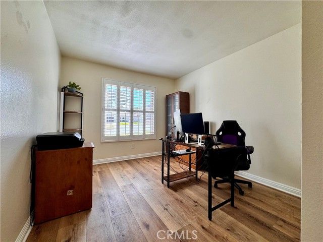 2442 Antelope, Corona, CA 92882