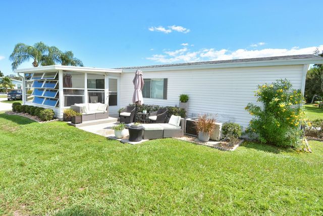 8483 Filifera Court, Port St Lucie, FL 34952