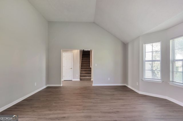 10744 Misty Meadows Court, Hampton, GA 30228