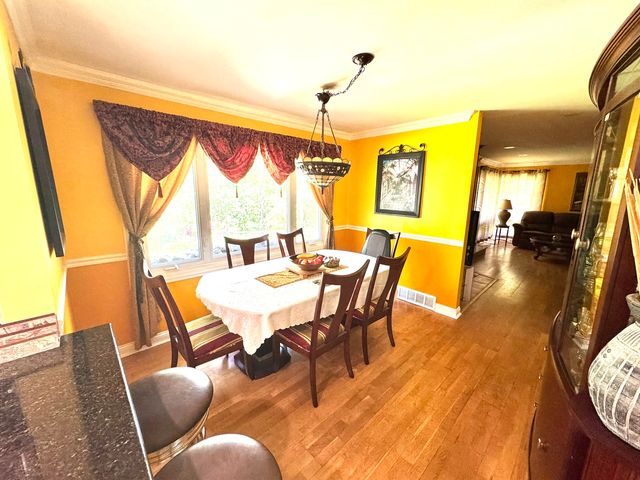 26575 N Fairfield Road, Wauconda, IL 60084