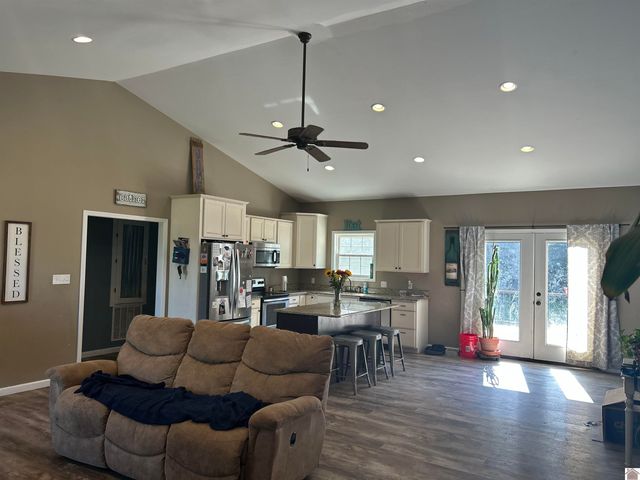 1591 State Route 994, Boaz, KY 42027