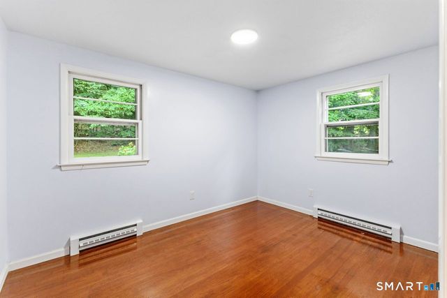 17 Rhoda Lane, Bristol, CT 06010