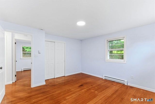 17 Rhoda Lane, Bristol, CT 06010