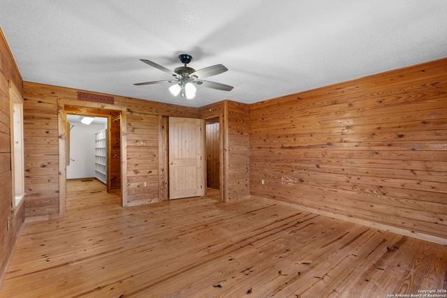 730 Gallagher Dr, Canyon Lake, TX 78133