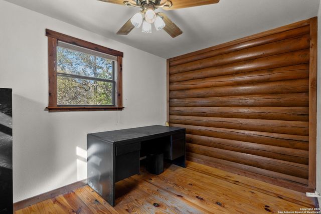 730 Gallagher Dr, Canyon Lake, TX 78133