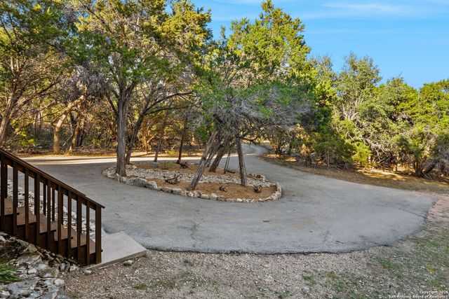 730 Gallagher Dr, Canyon Lake, TX 78133