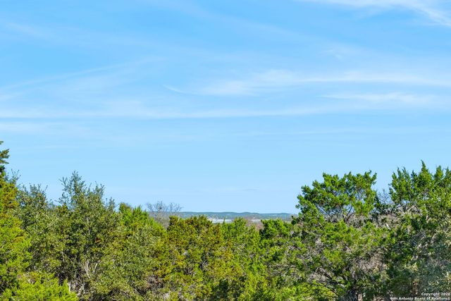 730 Gallagher Dr, Canyon Lake, TX 78133