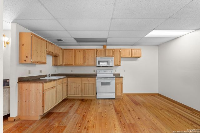 730 Gallagher Dr, Canyon Lake, TX 78133