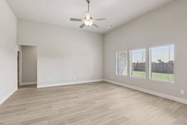 1401 Winters Way, Princeton, TX 75071