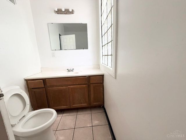 252 Renner St, Cincinnati, OH 45214