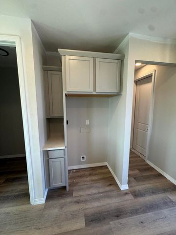 6048 Diebenkorn Drive SE, Albuquerque, NM 87106