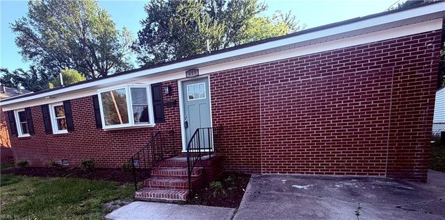 615 Gary LN, Hampton, VA 23661