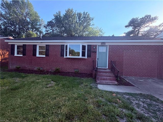 615 Gary LN, Hampton, VA 23661
