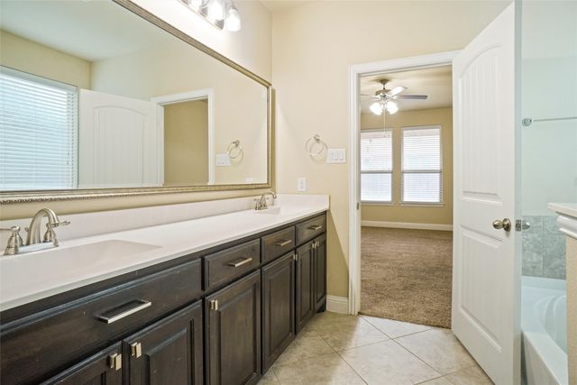 5640 Spirit Lake Drive, Fort Worth, TX 76179