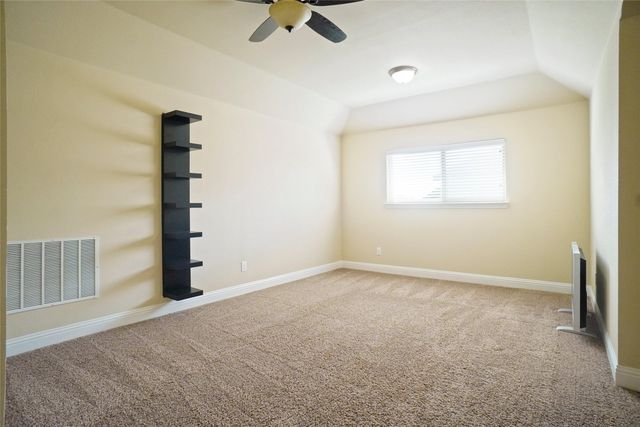 5640 Spirit Lake Drive, Fort Worth, TX 76179