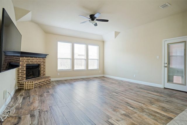 5640 Spirit Lake Drive, Fort Worth, TX 76179