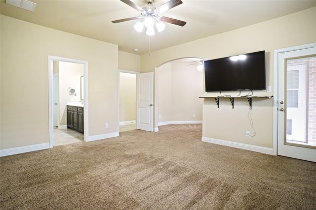 5640 Spirit Lake Drive, Fort Worth, TX 76179