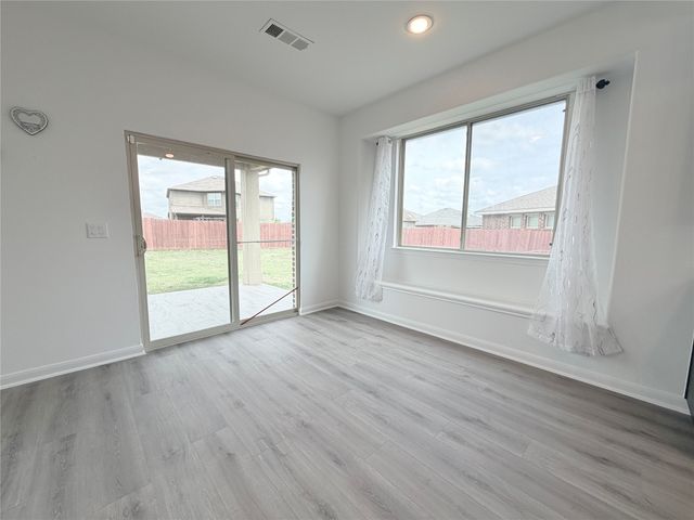 3310 Tanseyleaf Drive, Forney, TX 75126