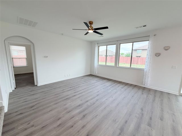 3310 Tanseyleaf Drive, Forney, TX 75126