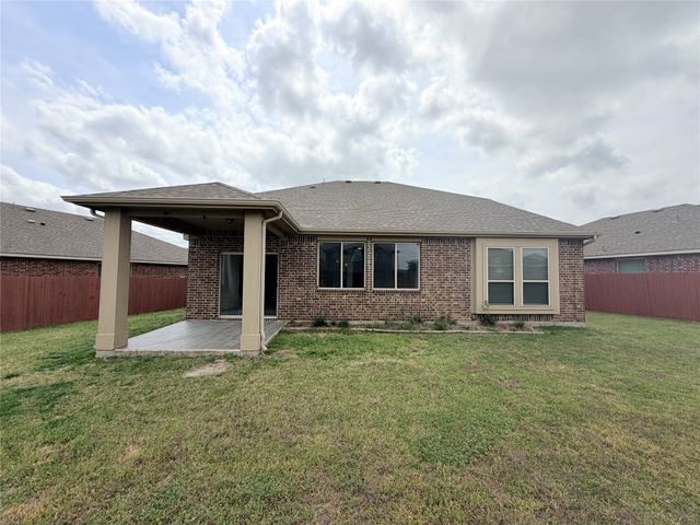 3310 Tanseyleaf Drive, Forney, TX 75126