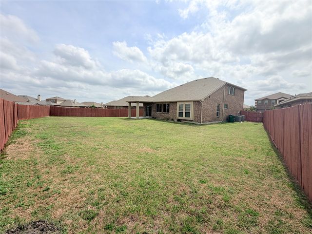 3310 Tanseyleaf Drive, Forney, TX 75126