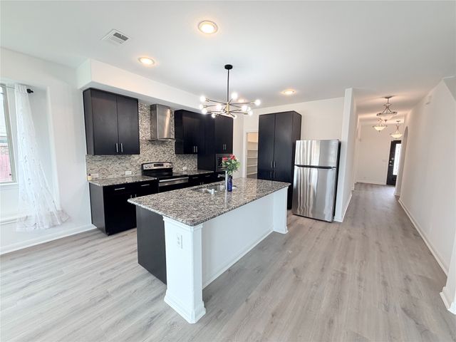 3310 Tanseyleaf Drive, Forney, TX 75126