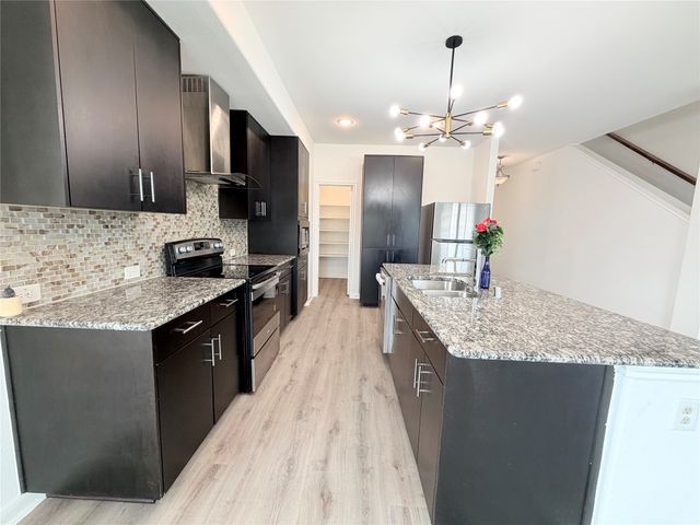 3310 Tanseyleaf Drive, Forney, TX 75126