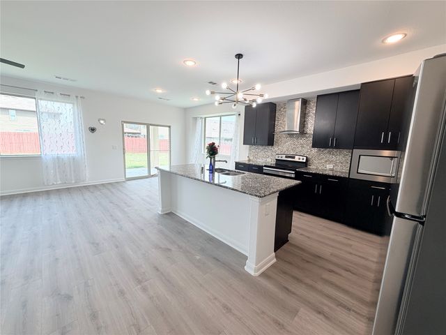 3310 Tanseyleaf Drive, Forney, TX 75126