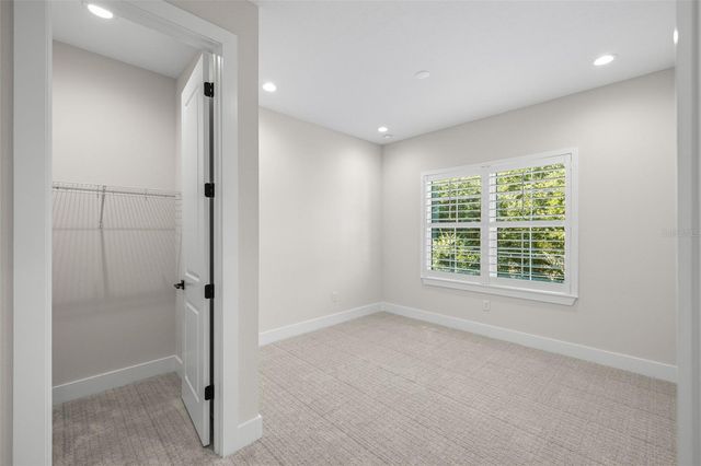 3722 W MANGO AVENUE 10, Tampa, FL 33611