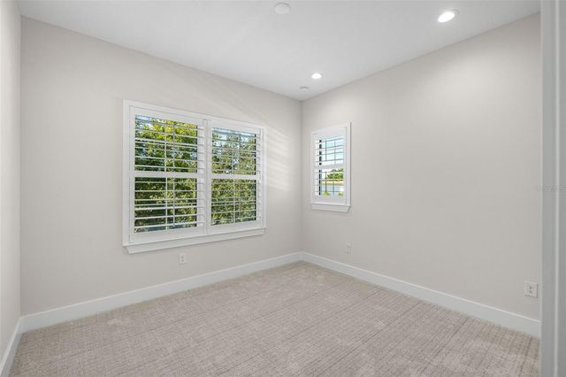 3722 W MANGO AVENUE 10, Tampa, FL 33611