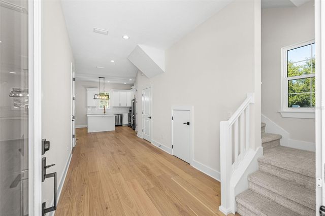 3722 W MANGO AVENUE 10, Tampa, FL 33611