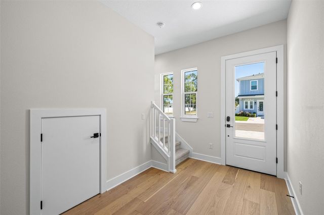 3722 W MANGO AVENUE 10, Tampa, FL 33611