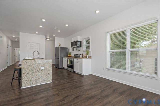 605 Taylor St, Petersburg, VA 23803