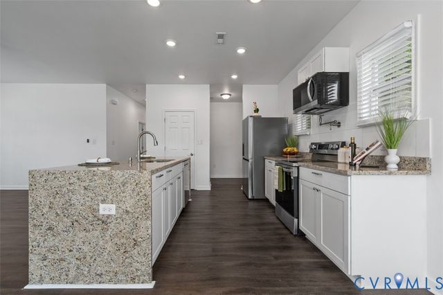 605 Taylor St, Petersburg, VA 23803