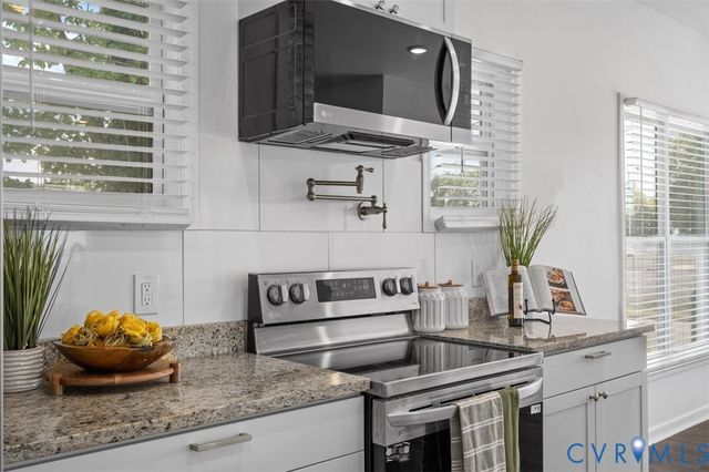 605 Taylor St, Petersburg, VA 23803