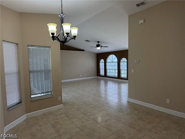 3404 NE 9th AVE, Cape Coral, FL 33909
