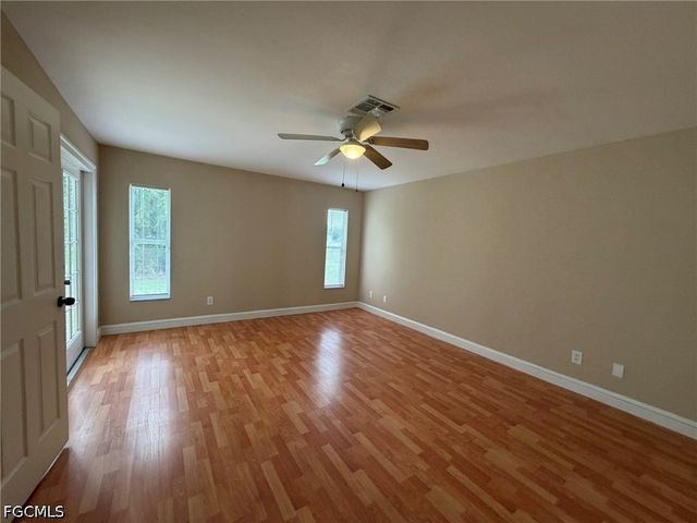 3404 NE 9th AVE, Cape Coral, FL 33909