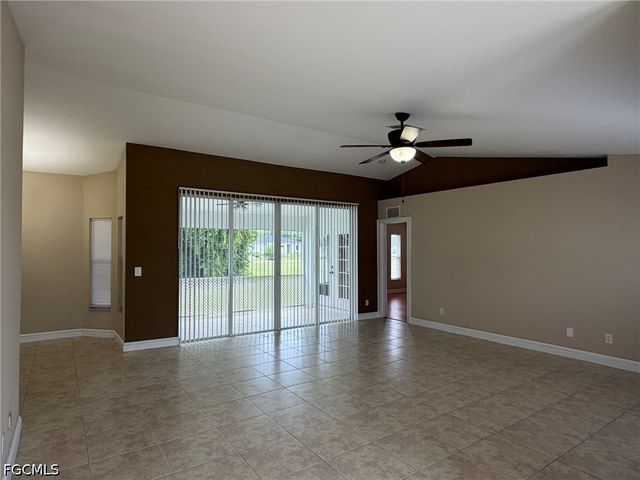 3404 NE 9th AVE, Cape Coral, FL 33909