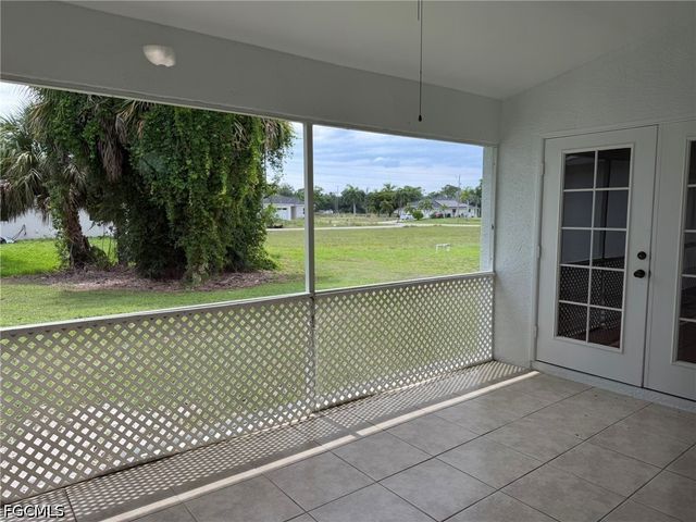 3404 NE 9th AVE, Cape Coral, FL 33909