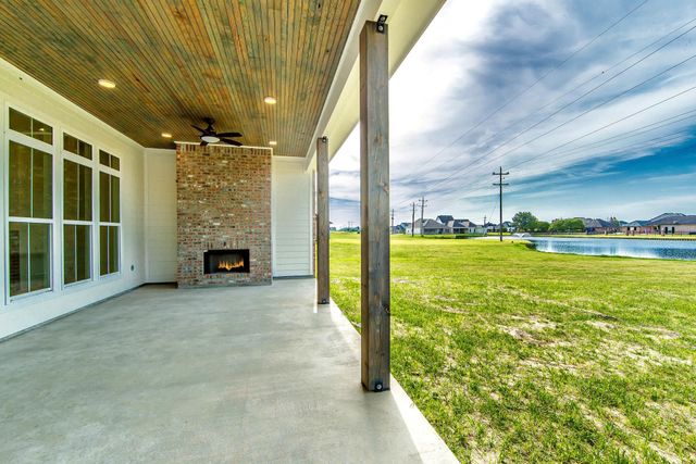 141 Stella Drive, Thibodaux, LA 70301