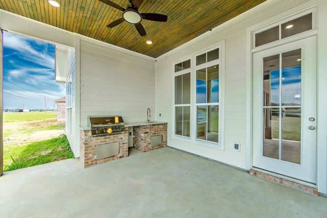 141 Stella Drive, Thibodaux, LA 70301