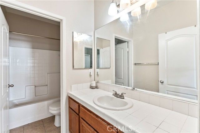 1027 Shady Court, San Jacinto, CA 92582