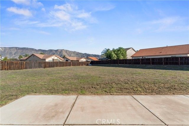 1027 Shady Court, San Jacinto, CA 92582