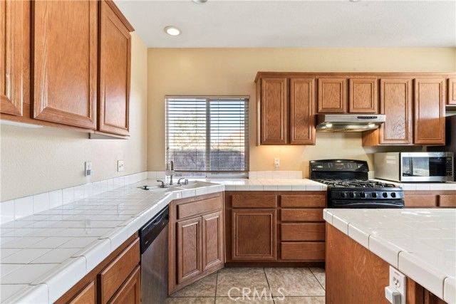 1027 Shady Court, San Jacinto, CA 92582