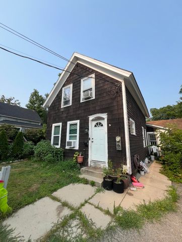 7 Glen Street, Farmington, NH 03835