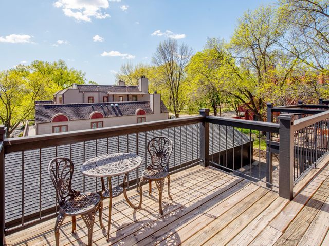 230 Exchange Street S M, Saint Paul, MN 55102
