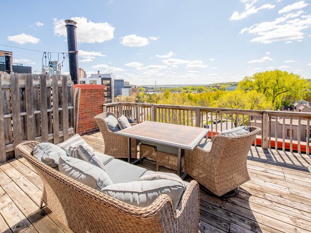 230 Exchange Street S M, Saint Paul, MN 55102
