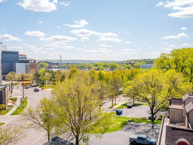 230 Exchange Street S M, Saint Paul, MN 55102
